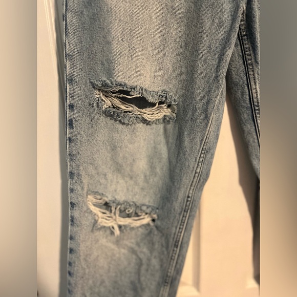 H&M 90s Boyfriend Jean size 4 - Picture 5 of 6